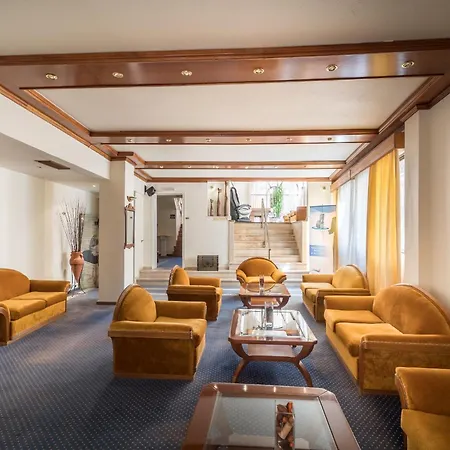 Hotel Diana 4*